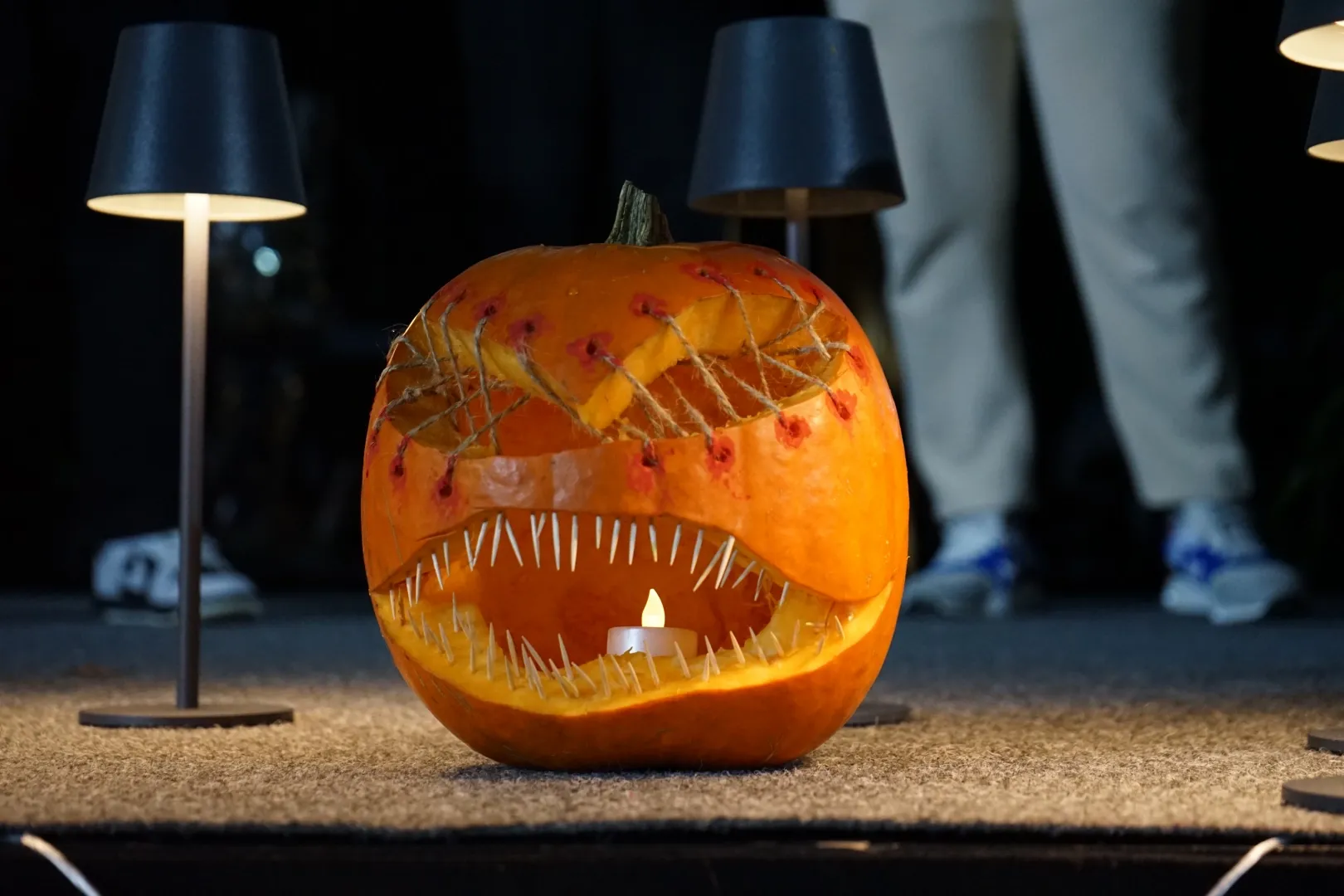 uni-sopron-pumpkin-carving (17).webp